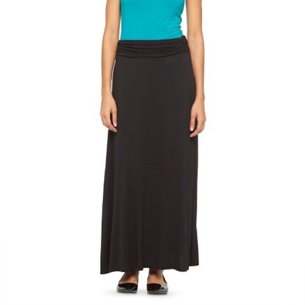 Black skirt size L